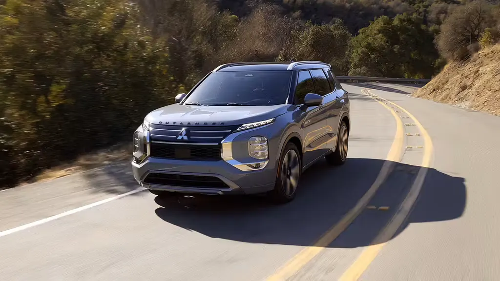 2026 Mitsubishi Outlander Plug-in Hybrid