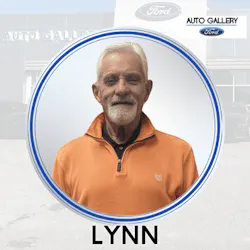 Lynn Tomlinson Photo