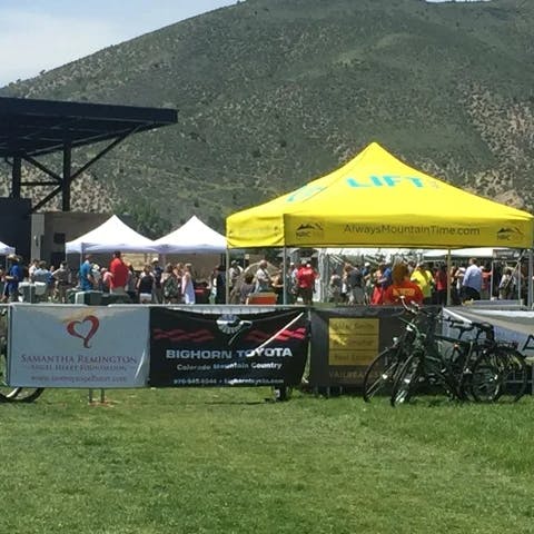 red white brews event