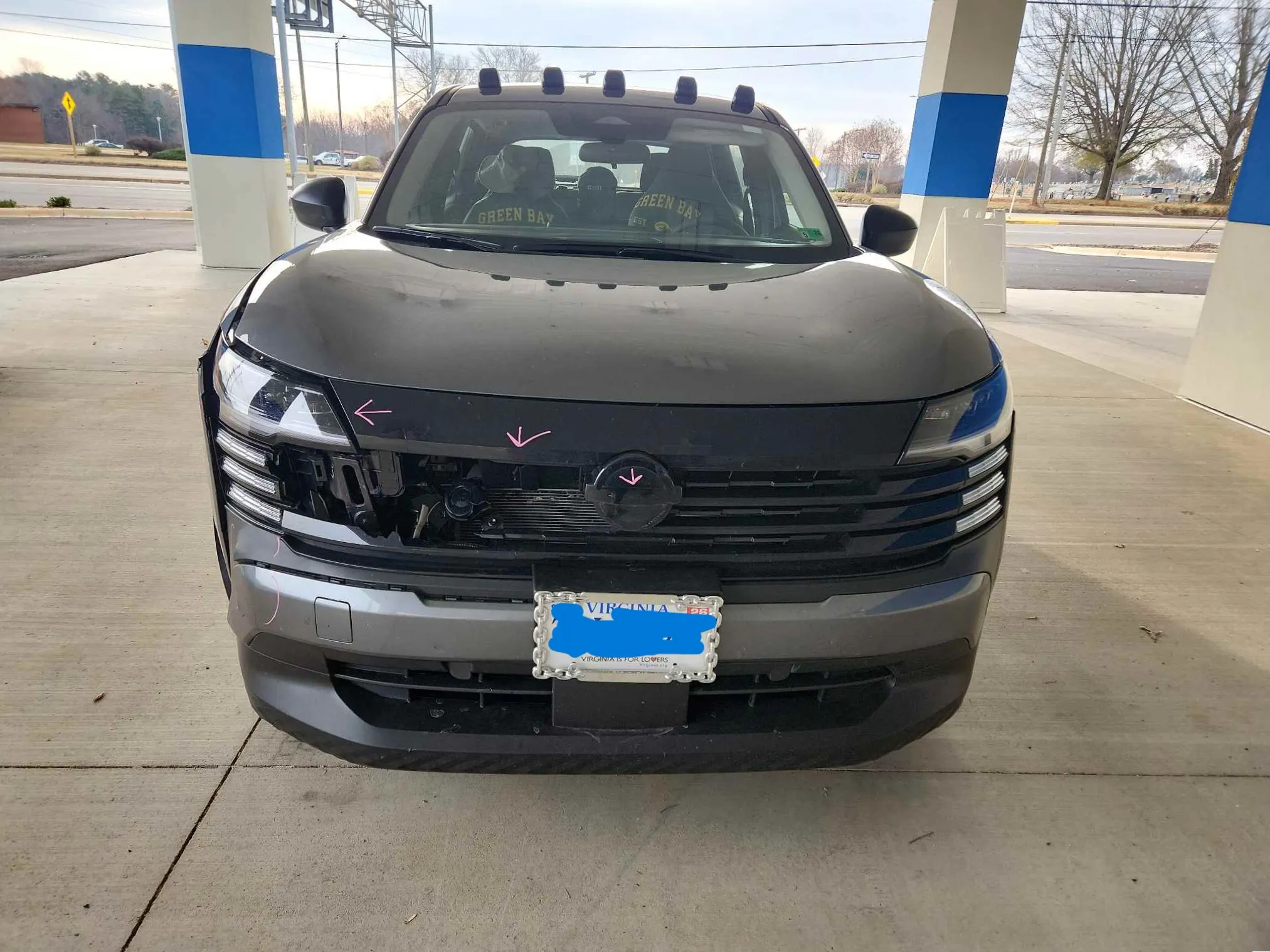 Nissan SUV before collision repair