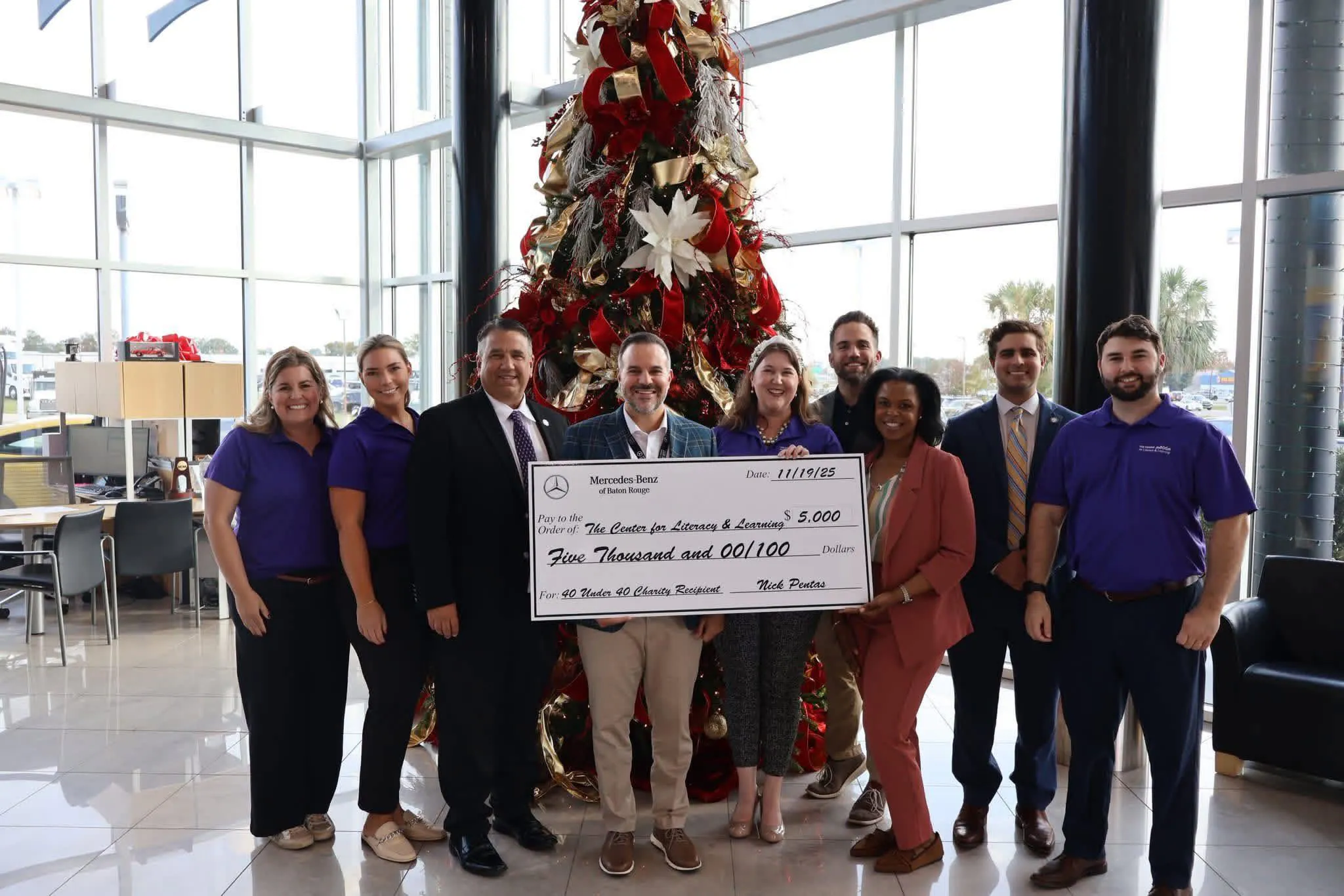 Dream Motor Group team volunteering together