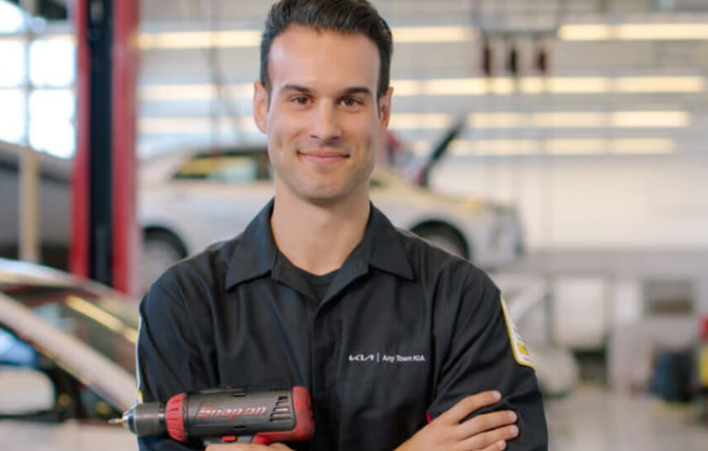 Mondays through Thursdays 10% OFF Your Service | Evans Kia