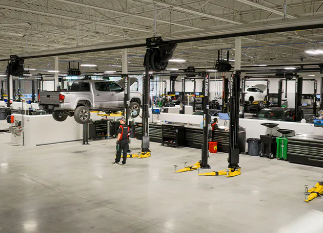 Fred Anderson Toyota of Cape Coral service center