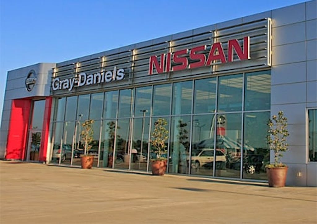 Gray Daniels Nissan Brandon-exterior-1