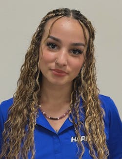 Mia Fowler Photo