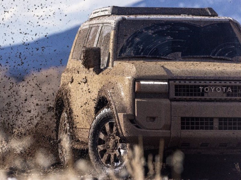 Land Cruiser Off-Roading Guide near Worcester MA