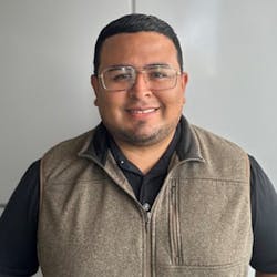 ISRAEL VILLARREAL Photo