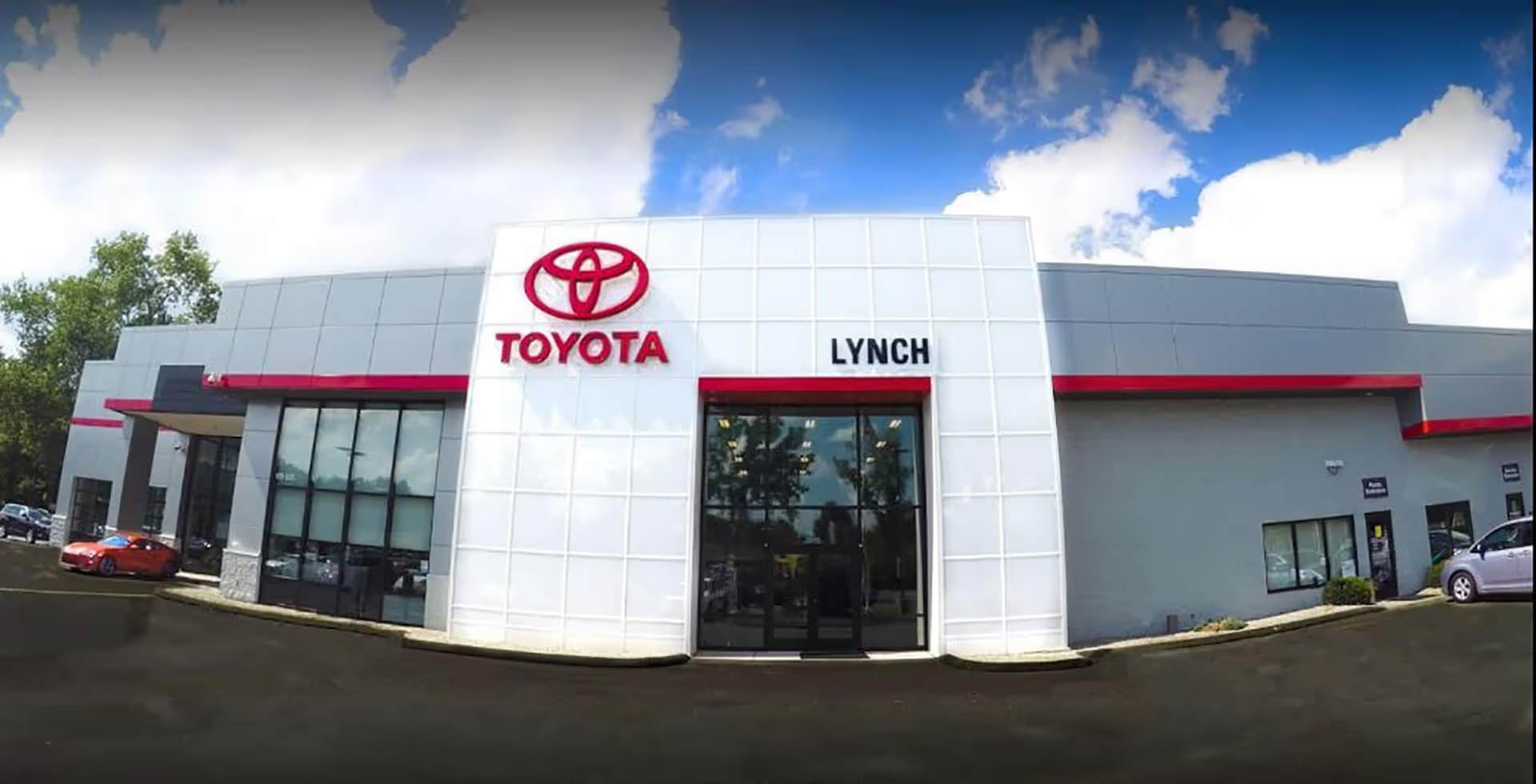 Lynch Toyota storefront
