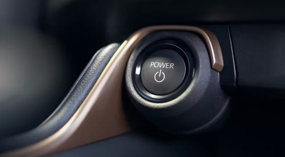 Ignition button in a 2025 Toyota Grand Highlander 