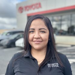 Kenia Olivares Photo