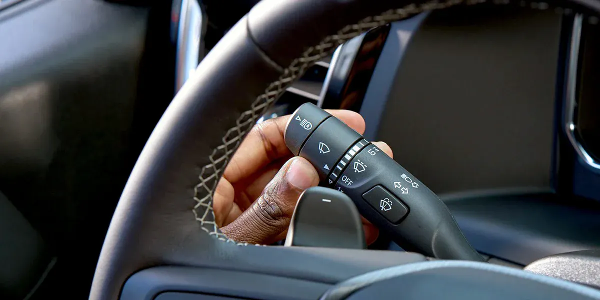 Turn Signal Activated Lane Change Super Cruise feature