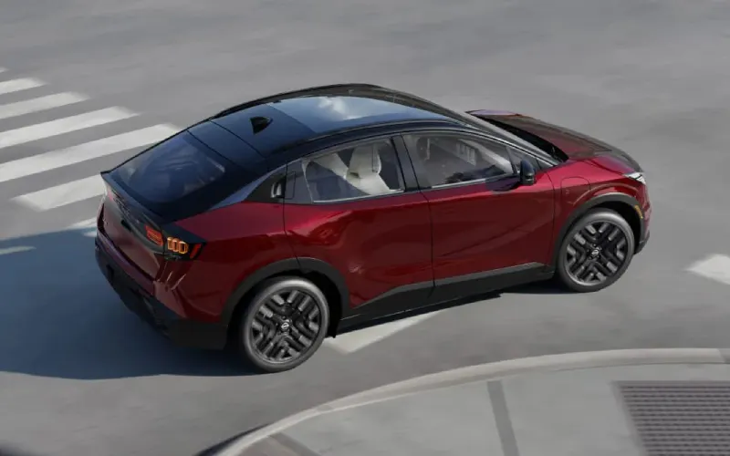 2026NissanLEAF-exterior-01