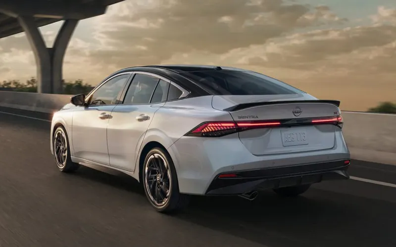 2026NissanSentra-exterior-02