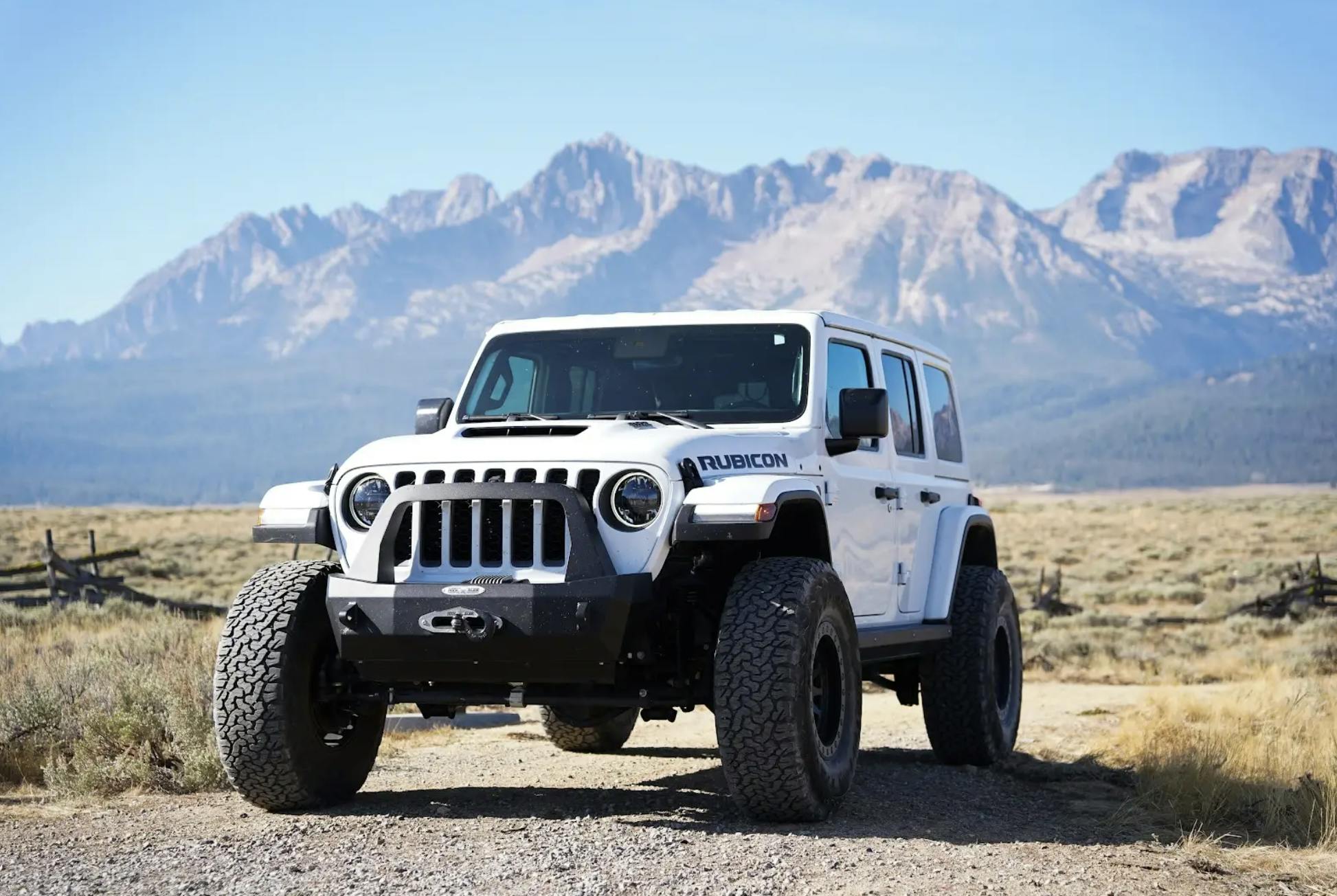 Jeep Wrangler Rubicon White