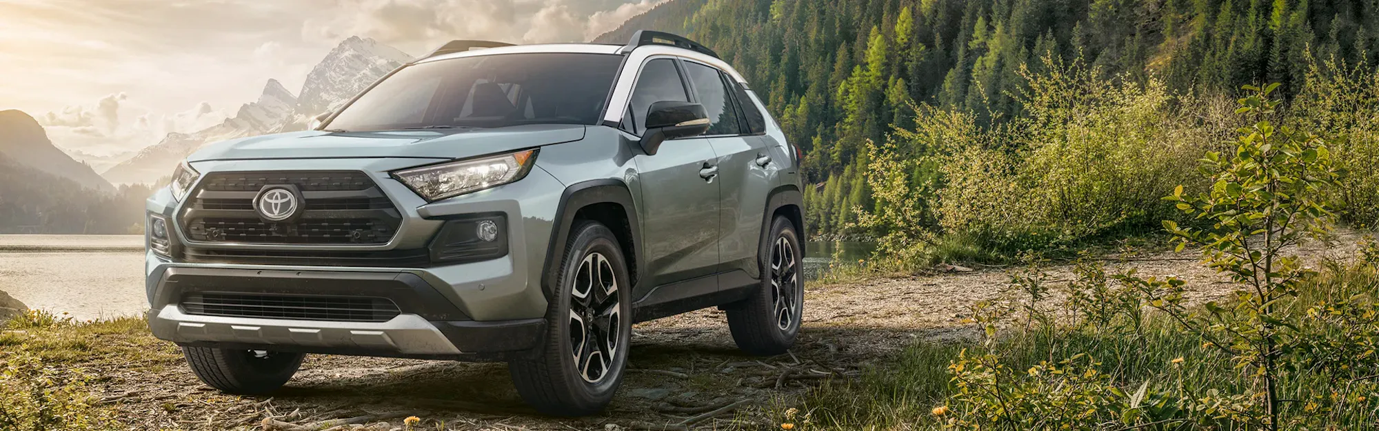 Toyota RAV4 awards banner