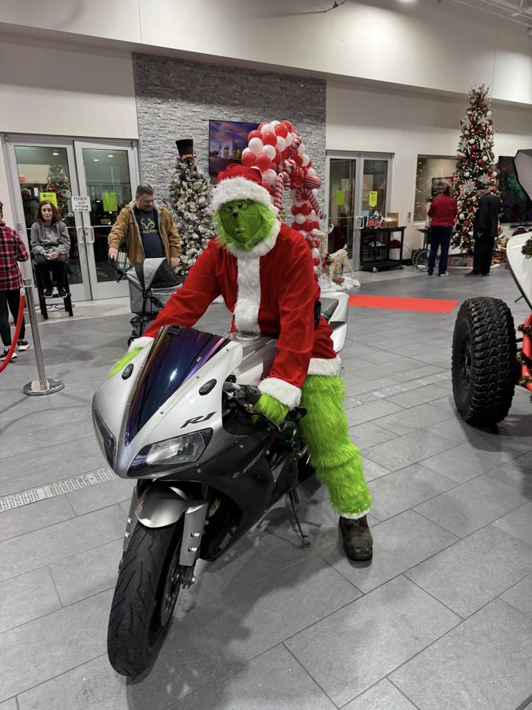 470218900_10229695397071011_5074866166370659100_n