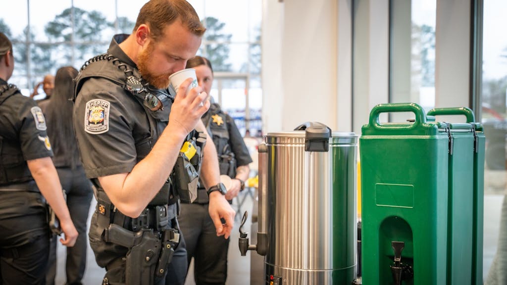_DSC0937Breakfast with heroes