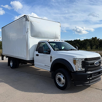 Medium duty diesel repair box truck