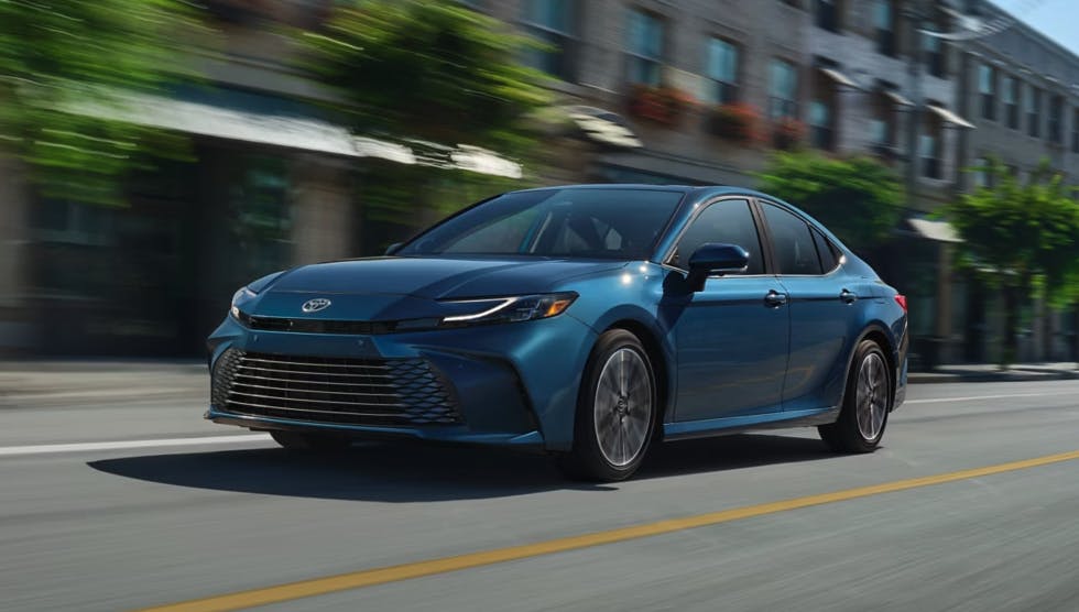 2026 toyota camry hybrid