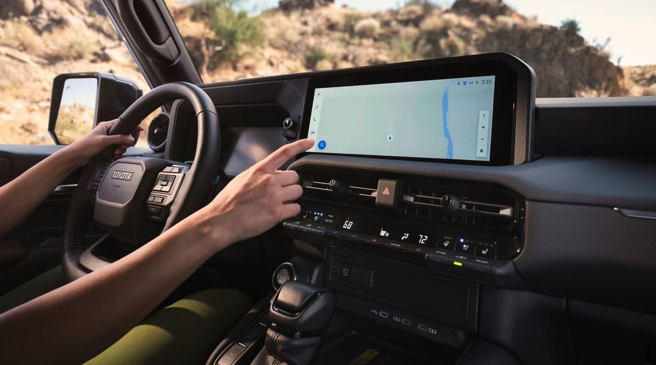 2026 toyota land cruiser screen