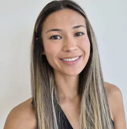 JASMINE LEE Photo