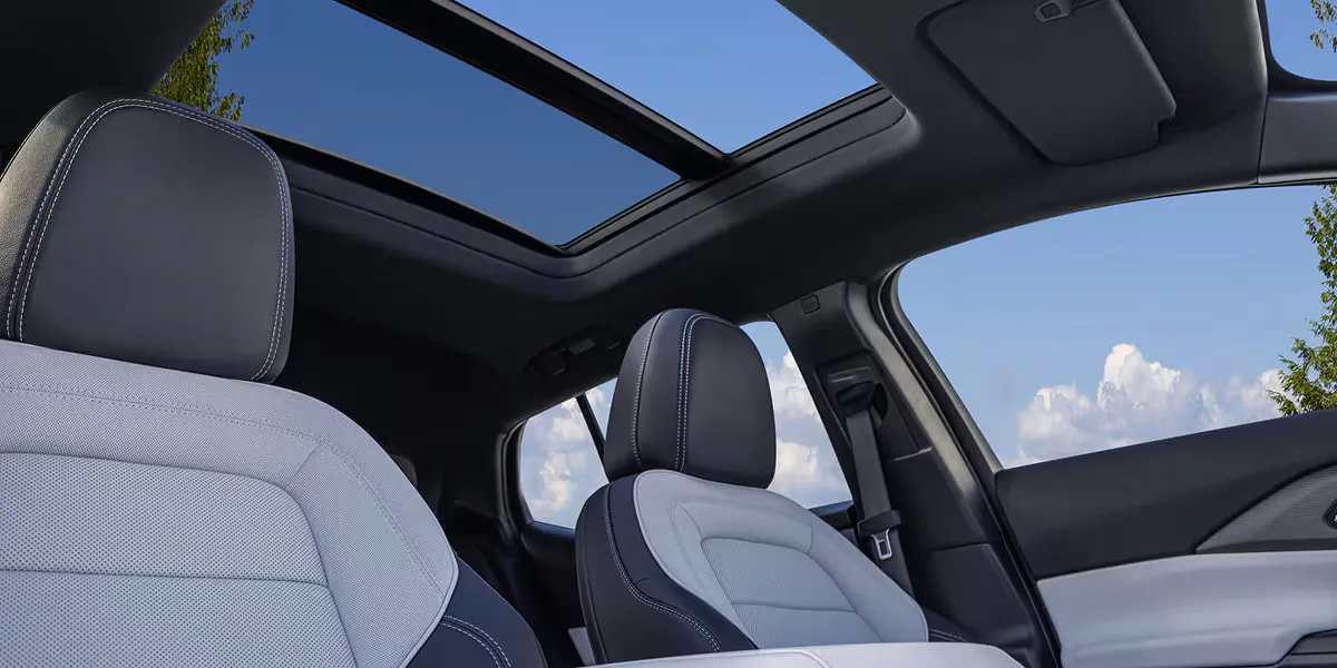 2027 Equinox EV gallery-int-preview-04 Interior in the 2027 Chevrolet Equinox EV