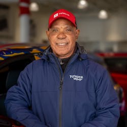 Andrew Akhahon Photo