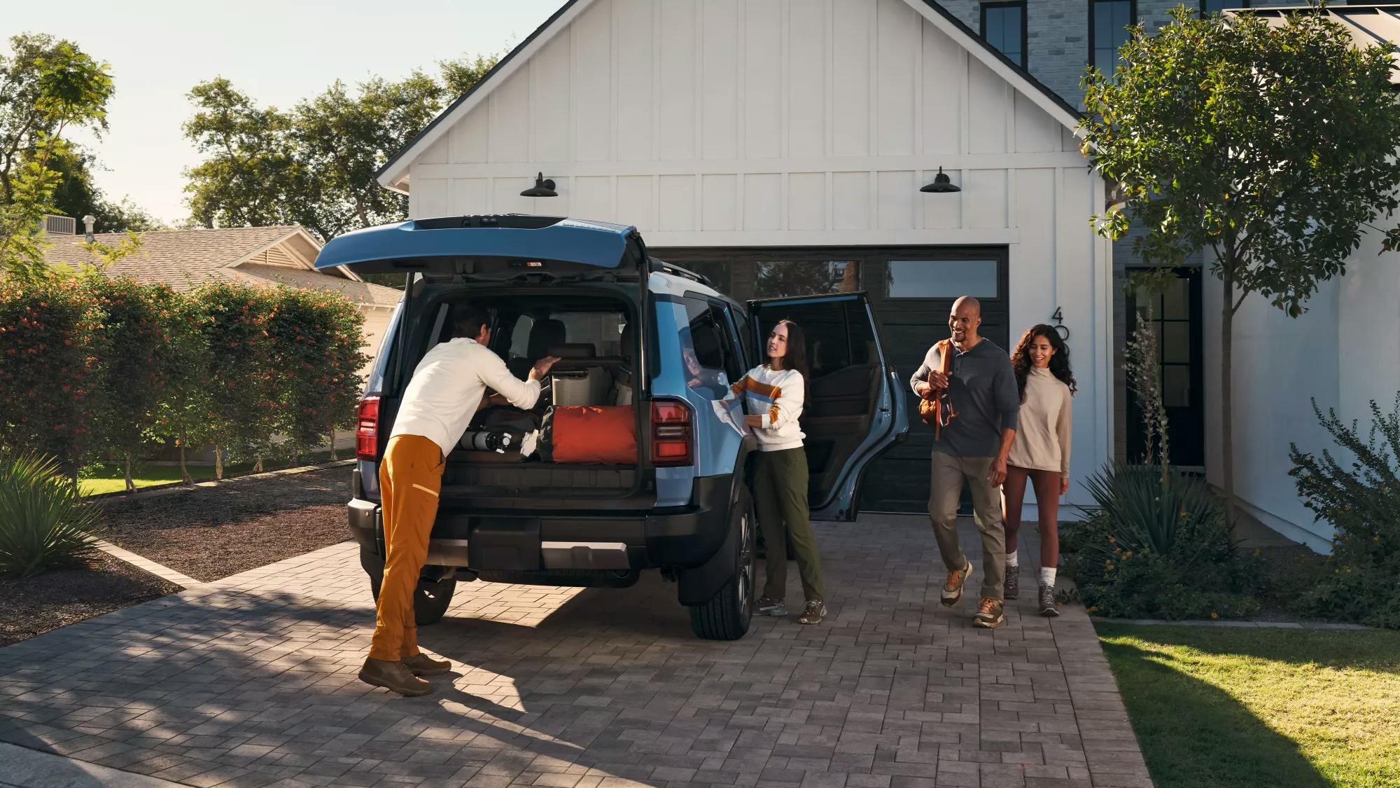 family packing land cruiser 2024 Traveling with family in Land Cruiser